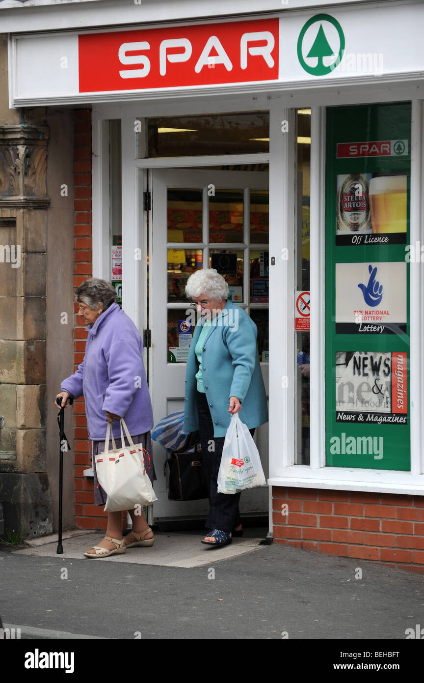 Shoppers at the Spar supermarket at Much Wenlock in Shropshire England Uk Stock Photo