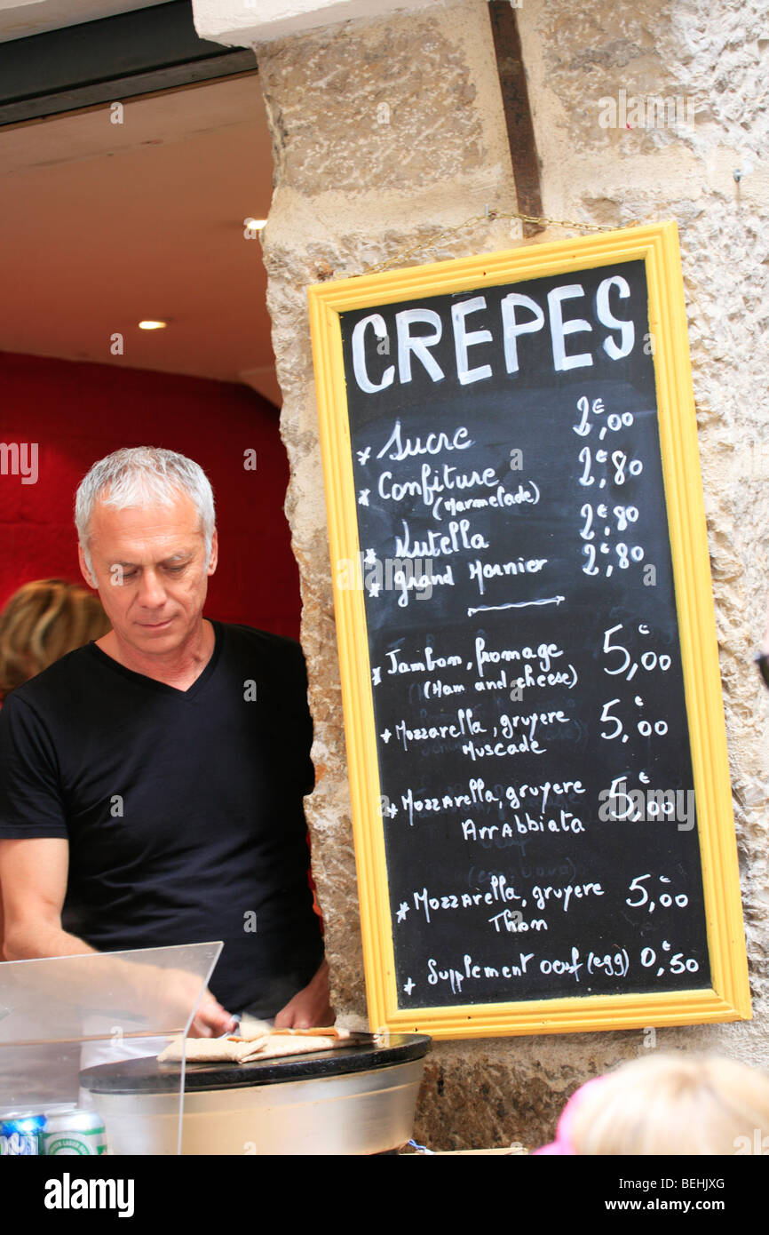 Crepes Seller Hi Res Stock Photography And Images Alamy