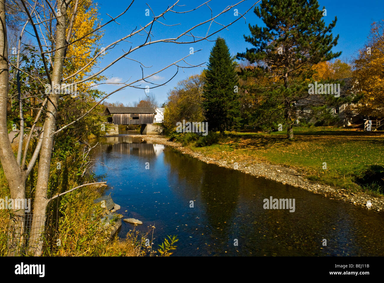 Warren covered bridge in the Mad river Valley Vermont Stock Photo - Alamy