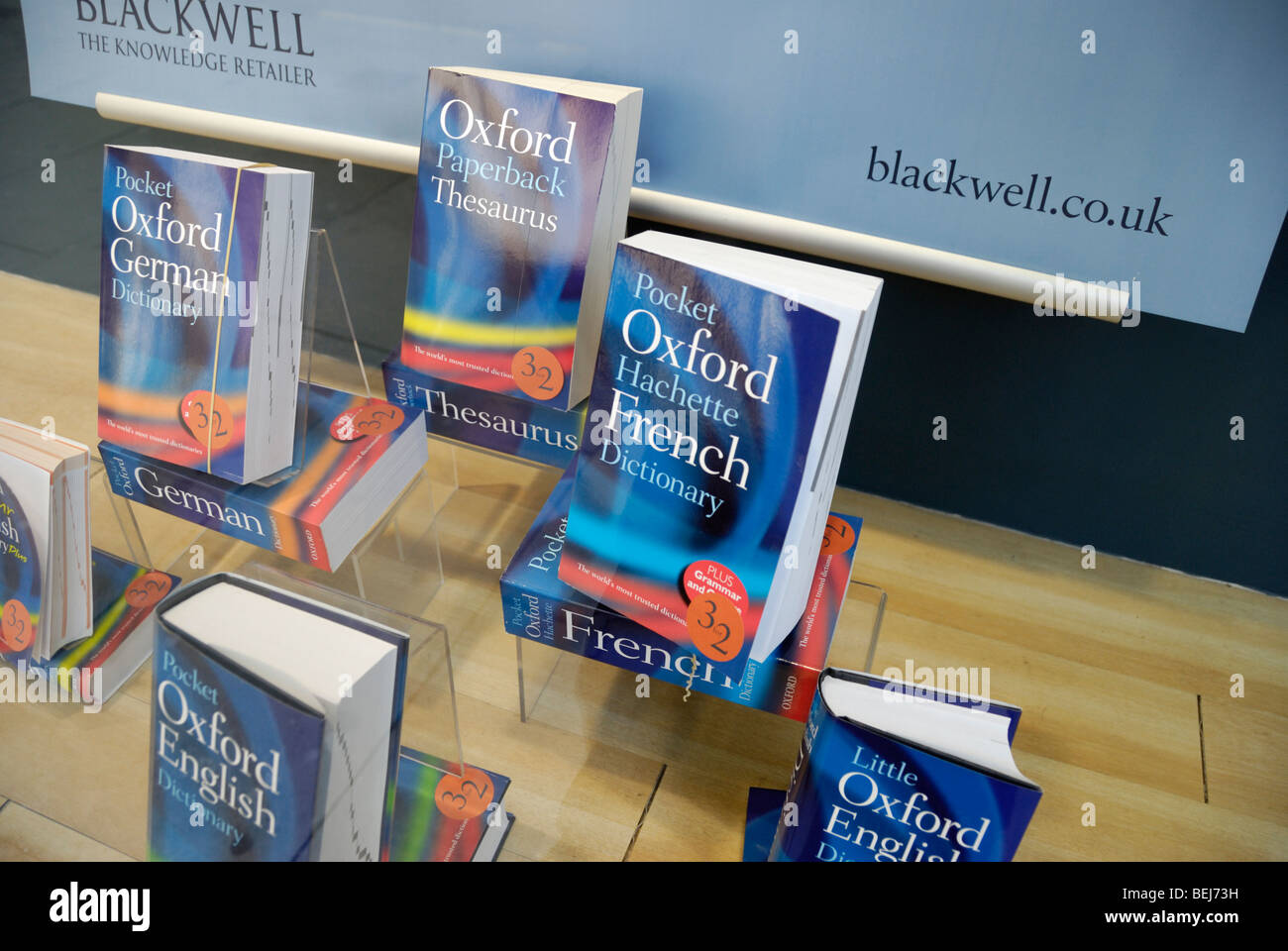 Oxford dictionaries in a shop window Stock Photo Alamy