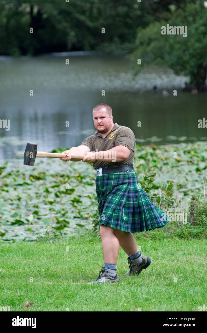Hammer throwing highland games hires stock photography and images Alamy