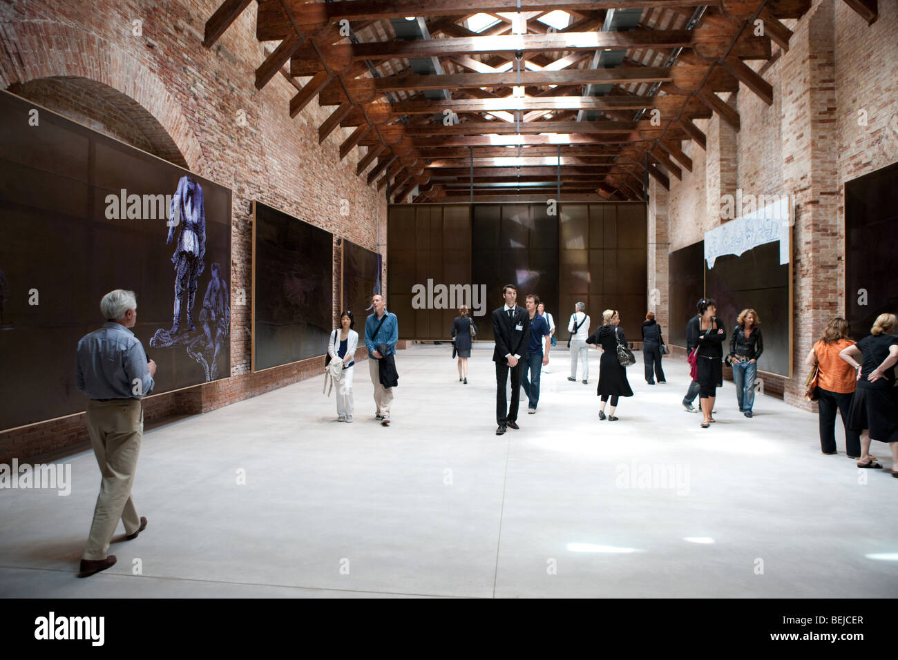 Modern art interior hi-res stock photography and images - Alamy