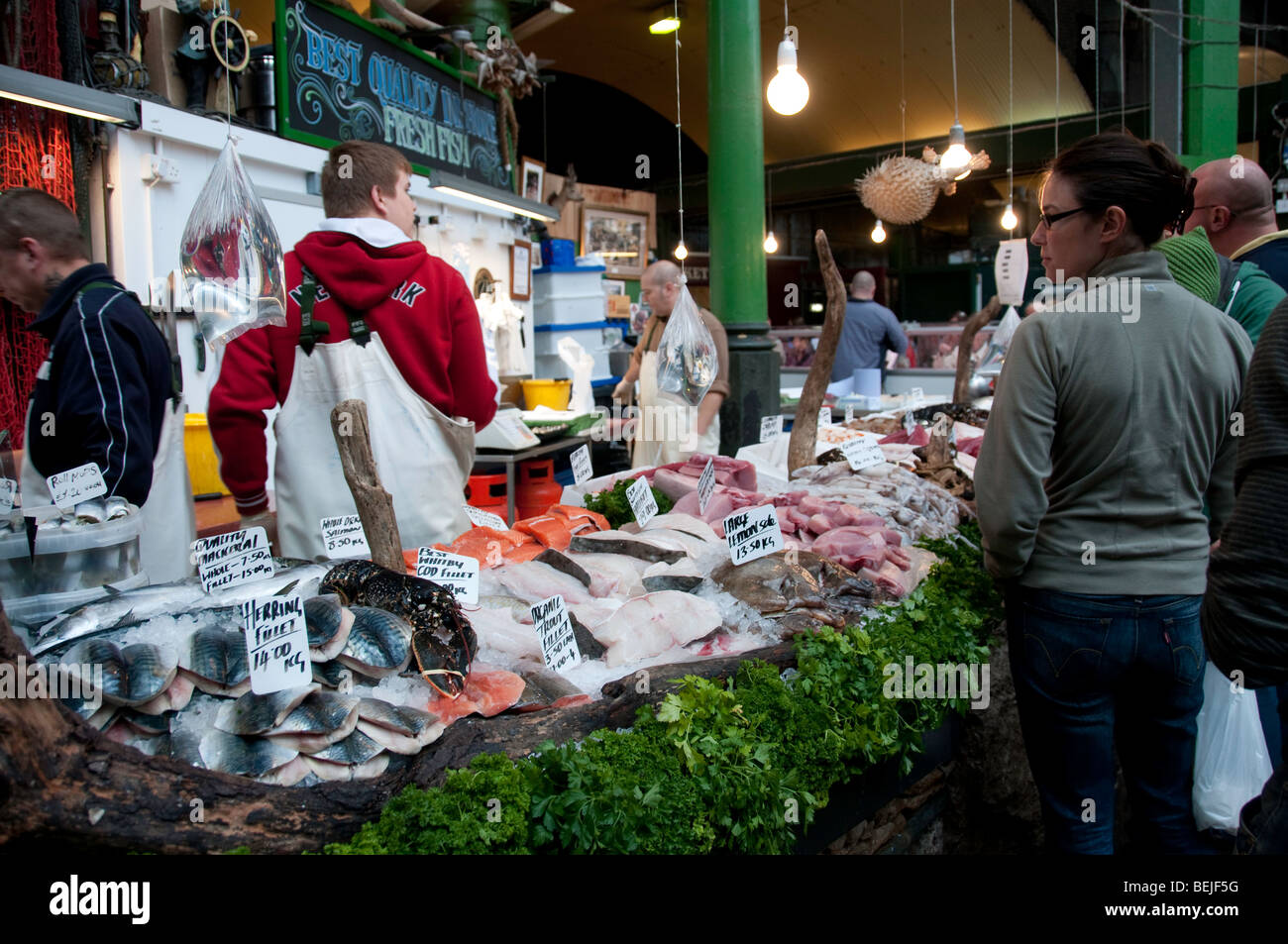 Market for fresh produce london hires stock photography and images Alamy
