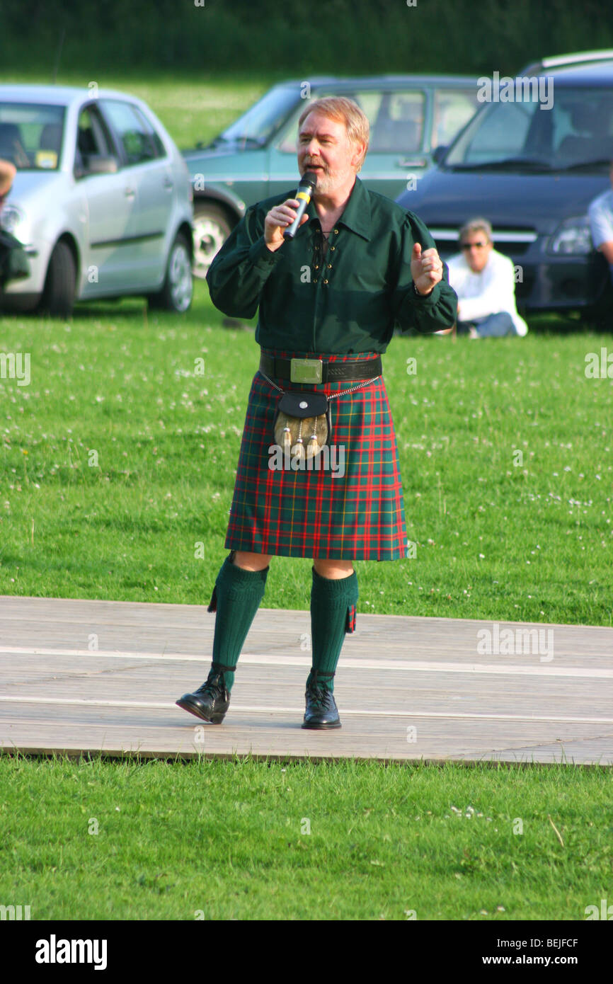 Kilt and scotsman hi-res stock photography and images - Alamy