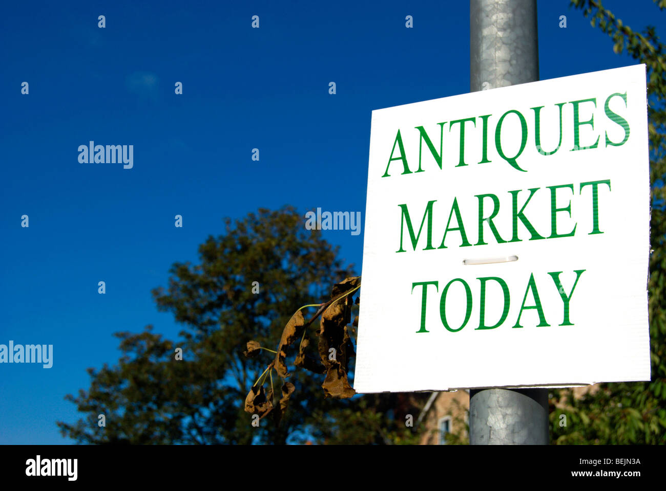 antiques market today sign, in old london road, kingston upon thames, surrey, england Stock Photo