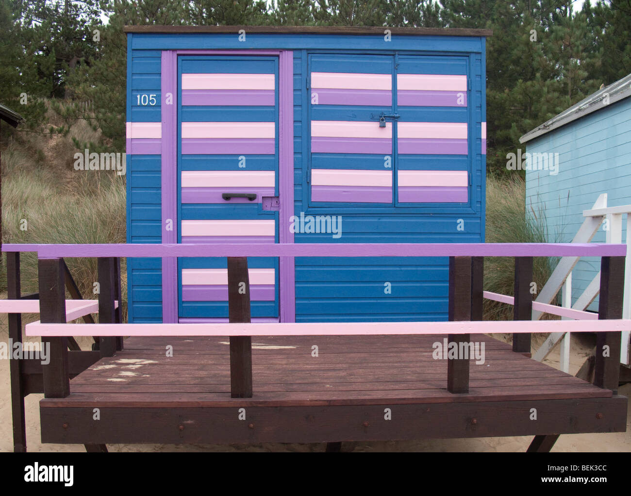 Blue Beach Hut Stock Photo - Alamy