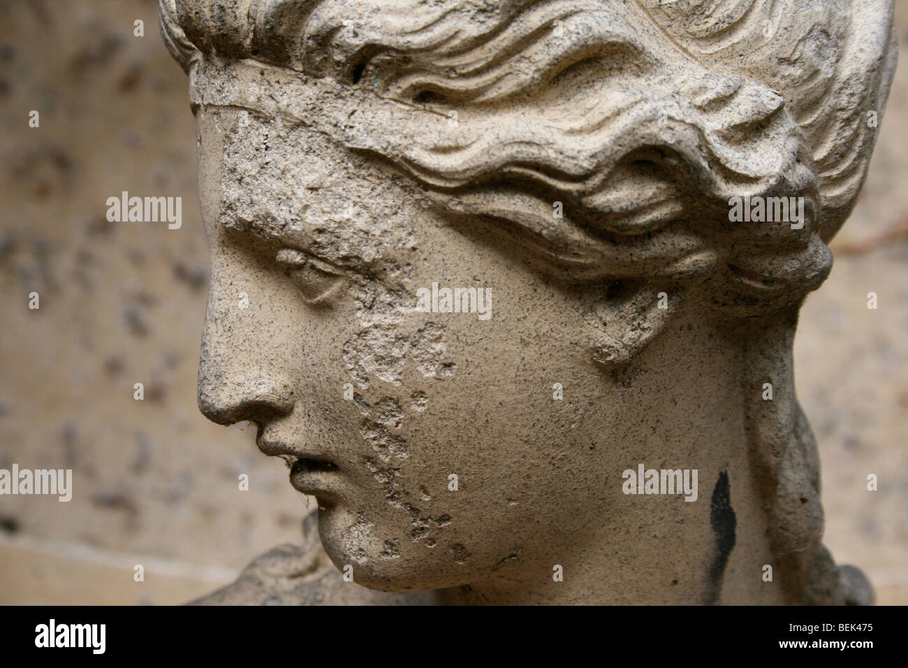 Statue head of female stone carved statue Stock Photo