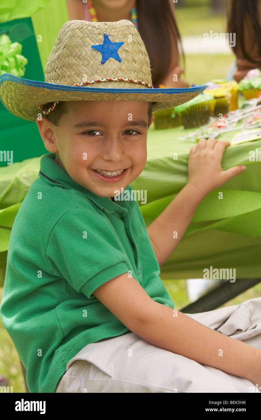 Close up latino boy smile hi-res stock photography and images - Alamy