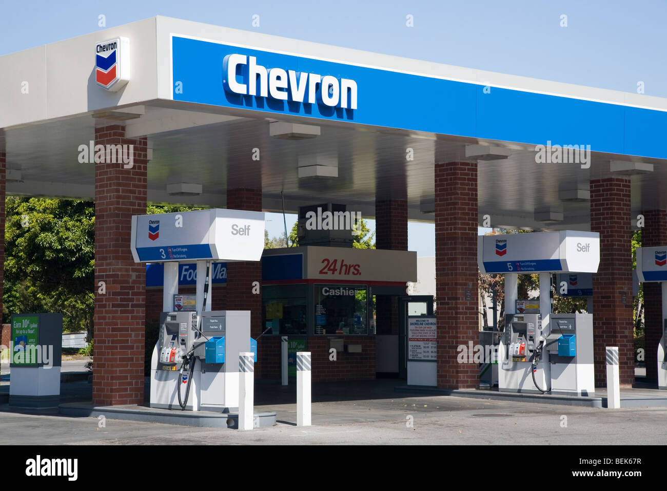 A Chevron gas station. Mountain View, California, USA Stock Photo Alamy