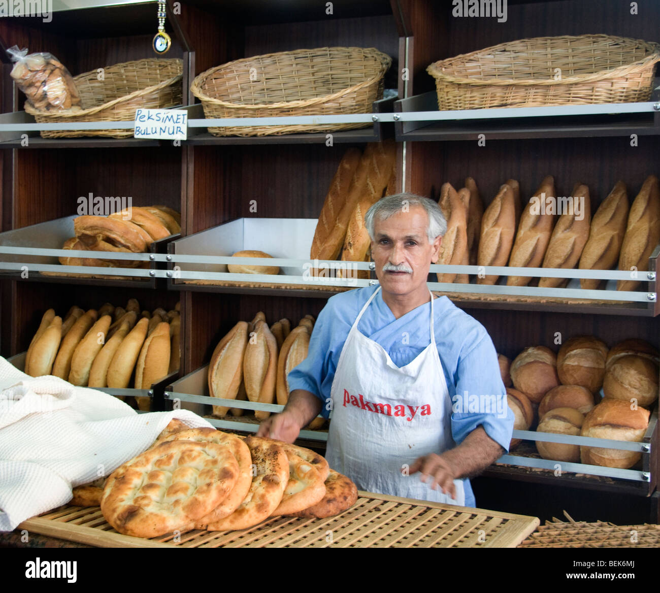 Istanbul Turkey Turkish Baker Bakery Bread Shop Stock Photo Alamy