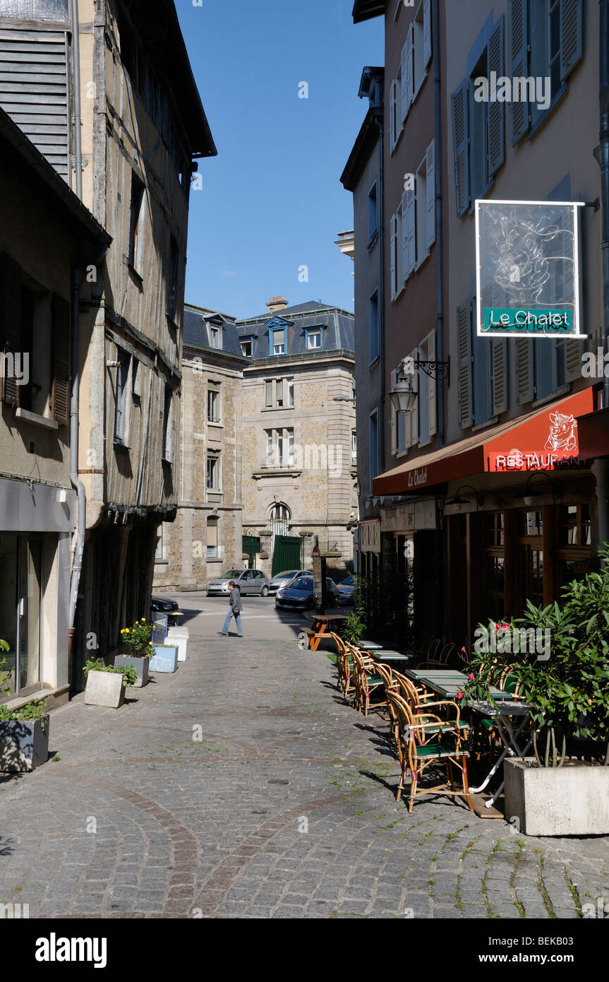Limoges cafe hi-res stock photography and images - Alamy
