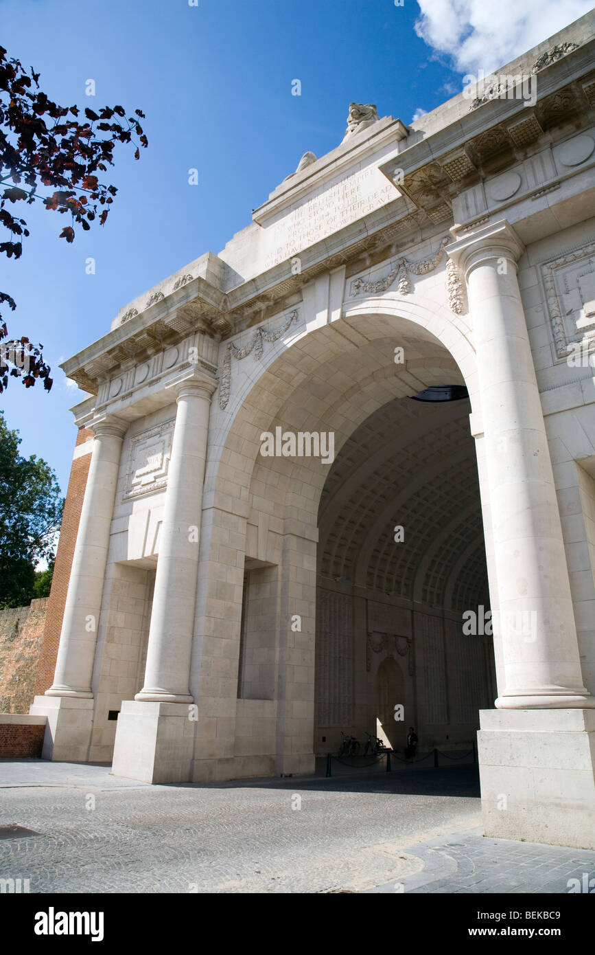 Menin Gate with the names of the fallen soldiers of WWI 14-18, Ypres ...