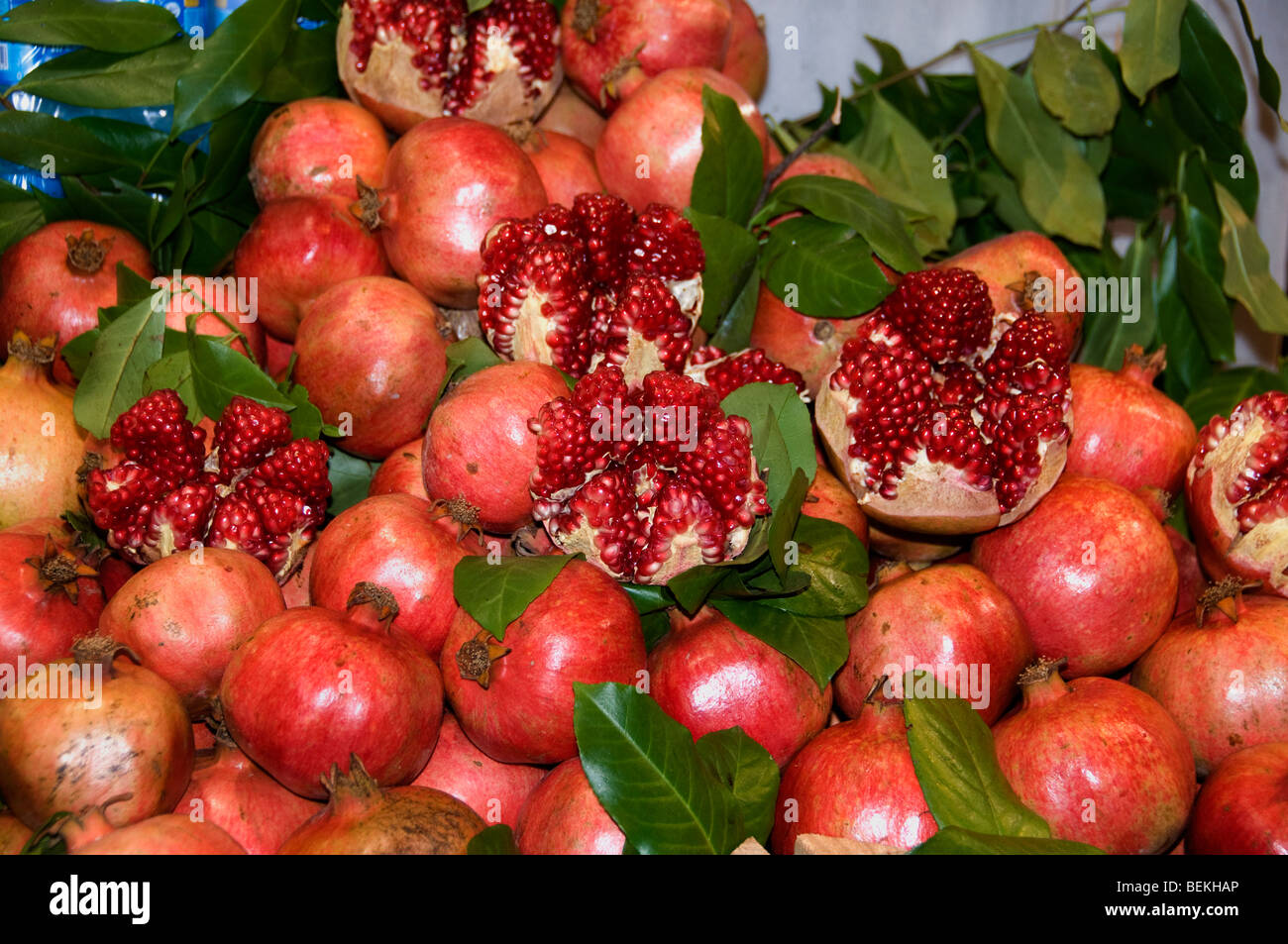 Istanbul Turkey Greengrocer Fruit pomegranate Stock Photo