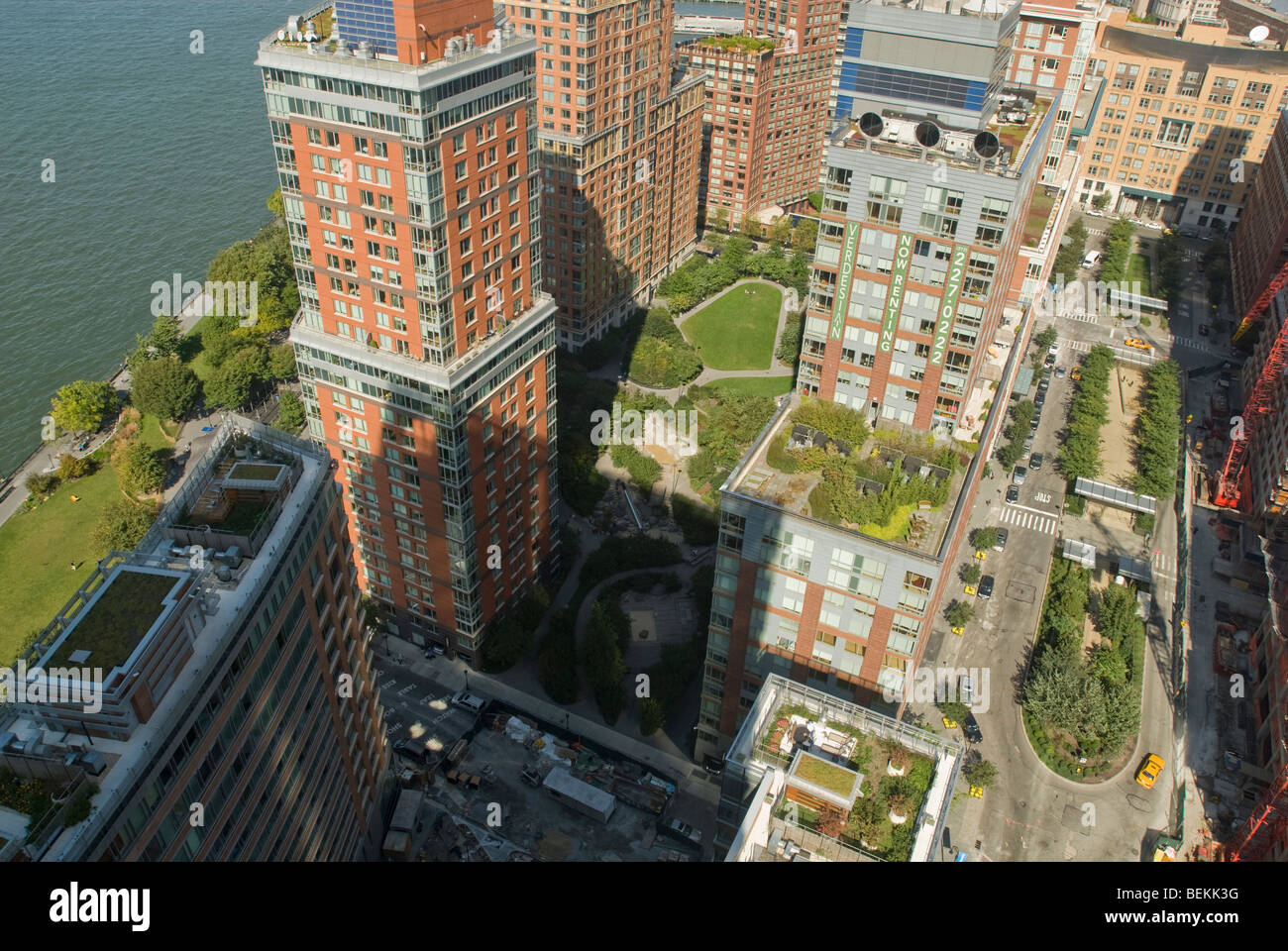 Green roofs of the Riverhouse, left and lower right, and the Verdeisan, right, in Battery Park City in New York Stock Photo