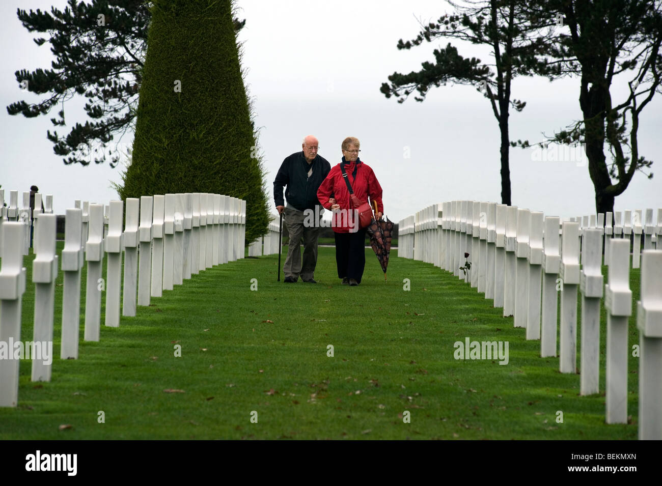 Old Couple Walking Stick Stock Photos & Old Couple Walking Stick Stock