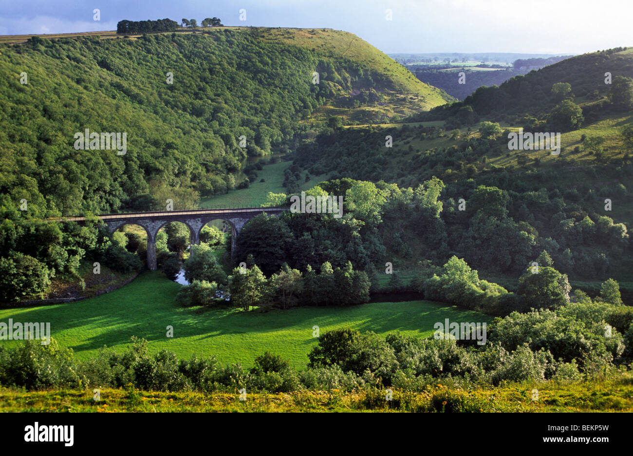 Bridge in the Peak District at Derbyshire and Yorkshire, England, UK Stock Photo