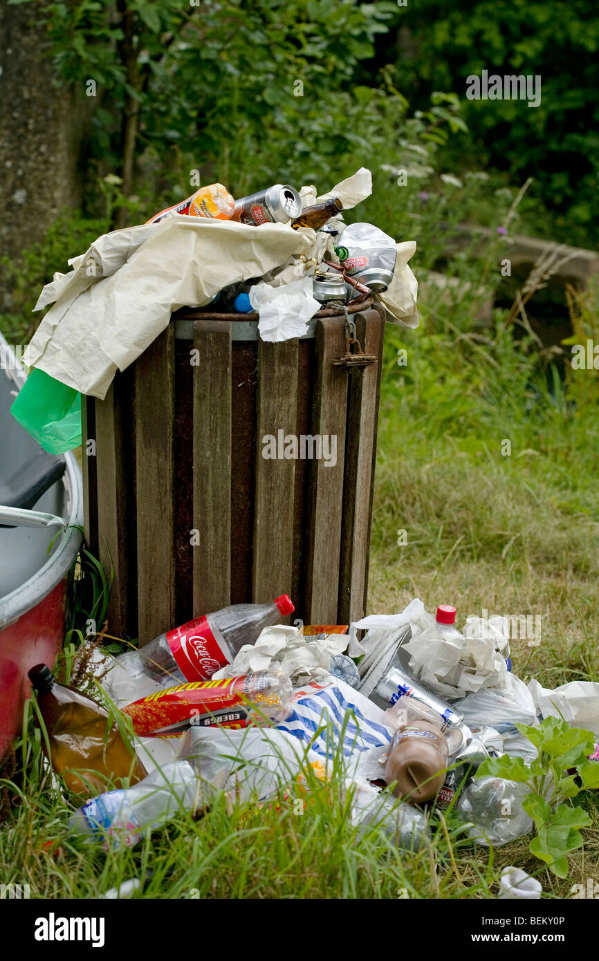Overflowing rubbish bin at Buxton, Norfolk. Stock Photo