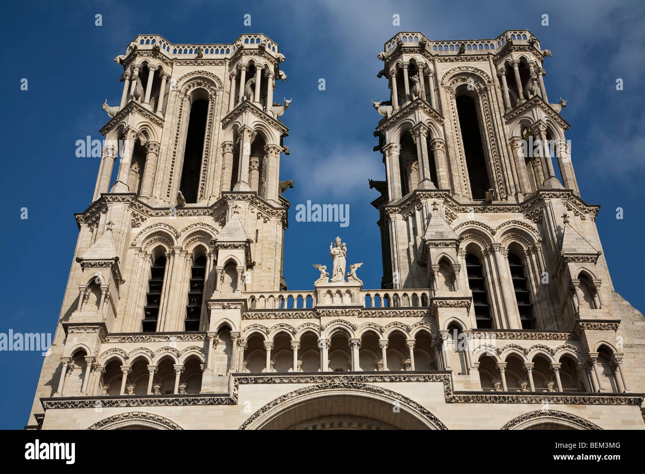 Upper west facade, cathedral of Notre Dame, Laon Stock Photo