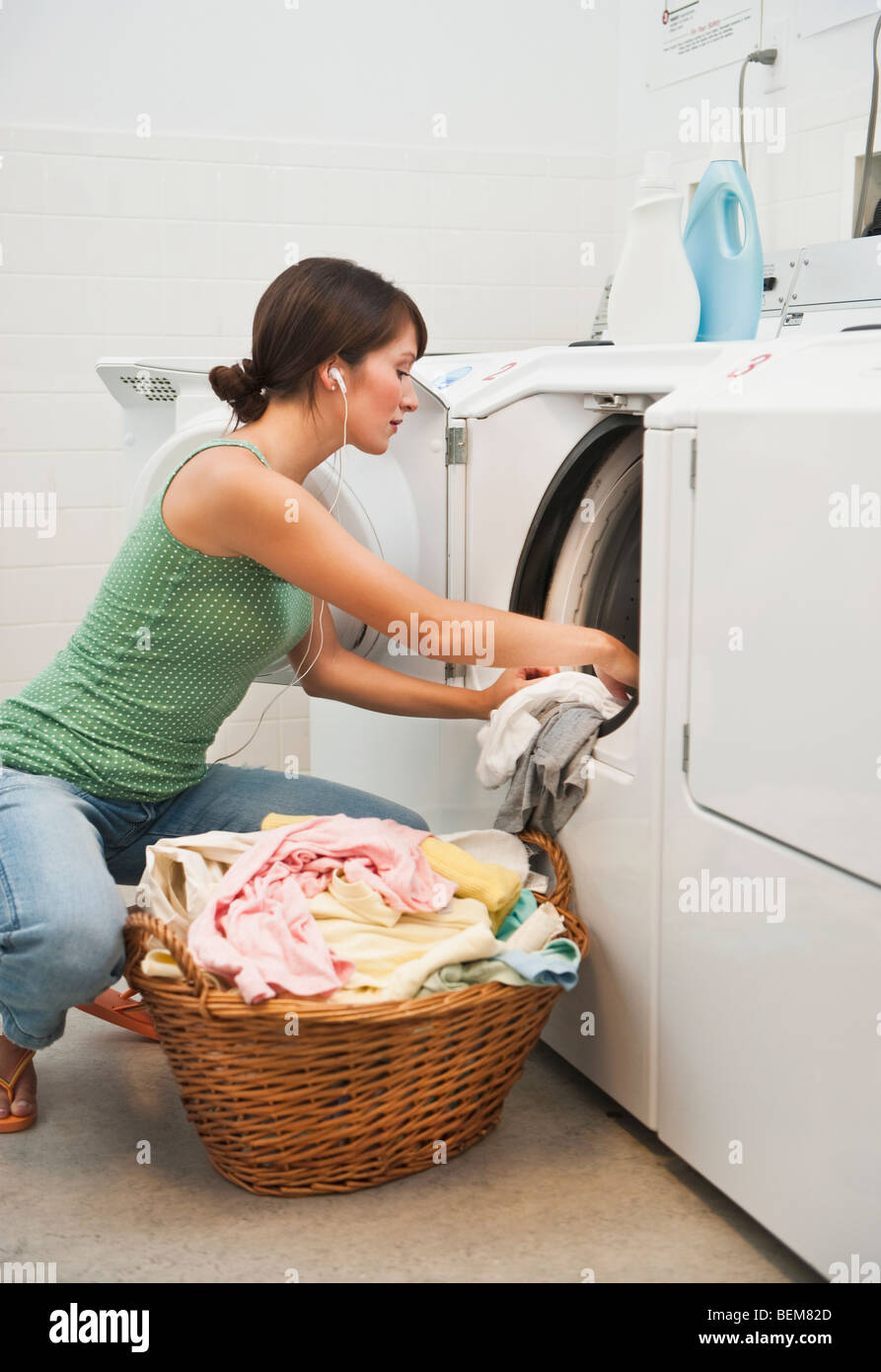 Clothes washing tubs hi res stock photography and images Alamy