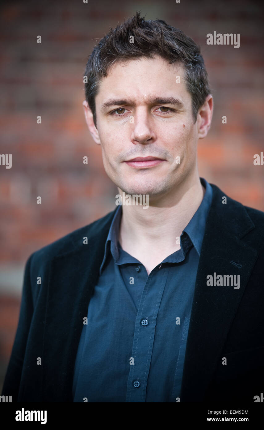 Male actor portrait Stock Photo - Alamy