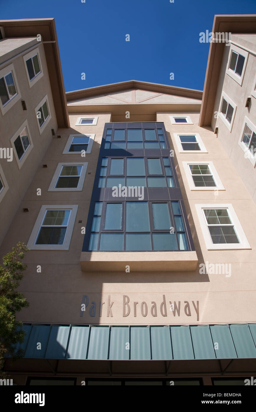 Mixed use housing development (multi use). Residential condominiums and