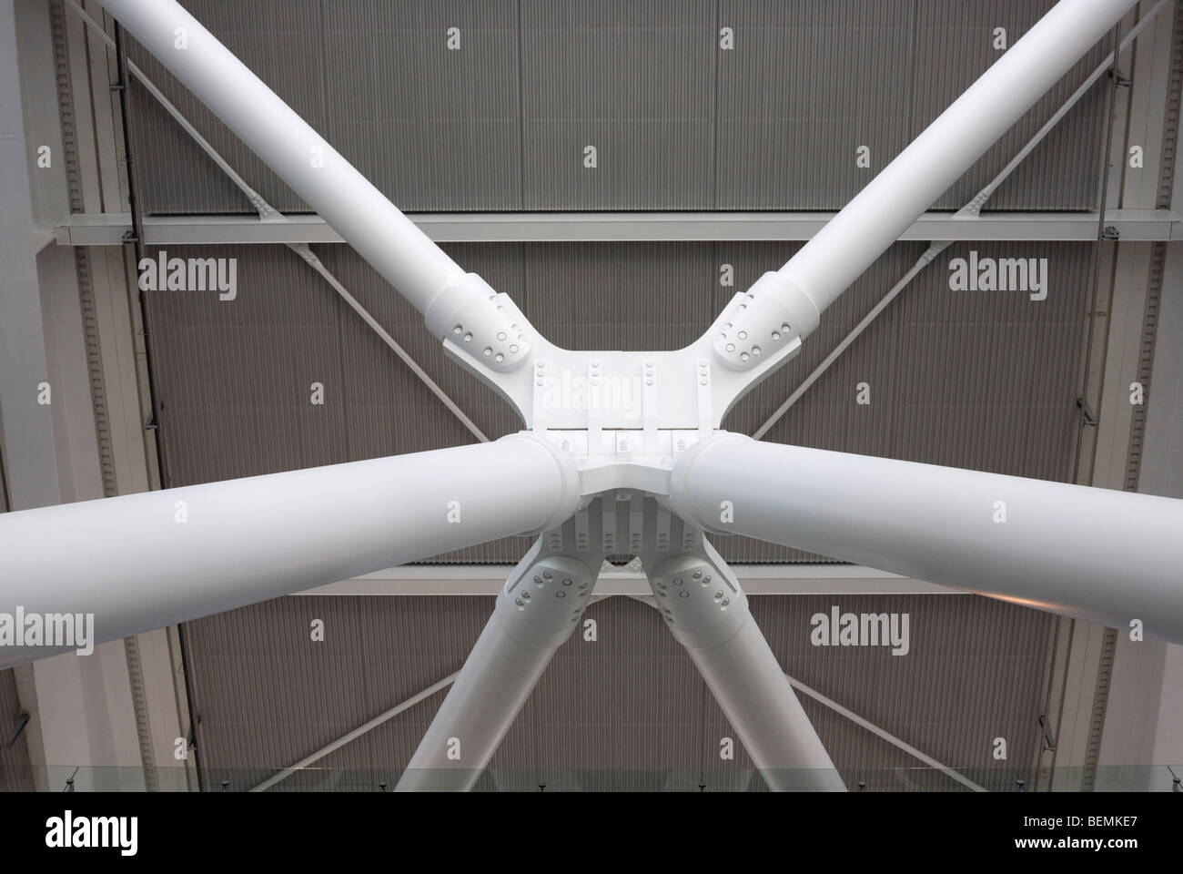 Tusk Rafter One of Arup's 'torso nodes' help support 50 ton tusk rafters to made ...