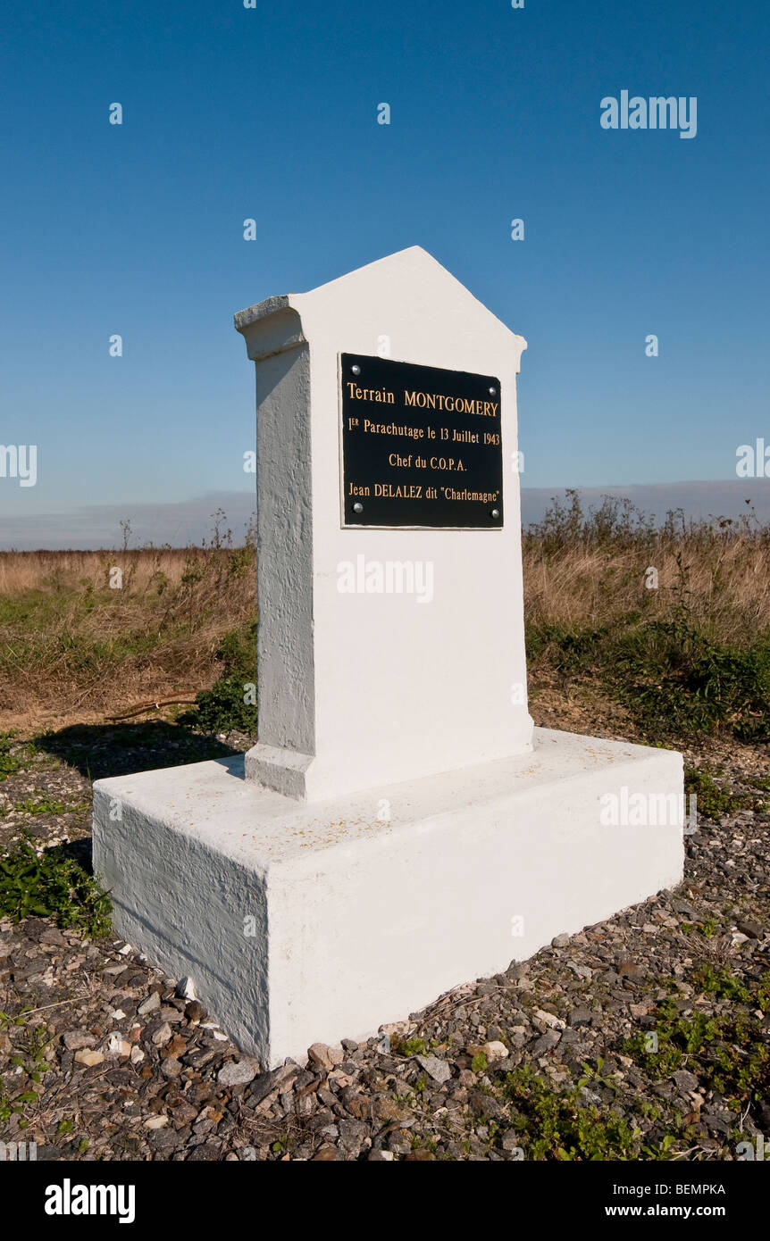 Memorial stone celebrating WW2 parachute drop on 'Terrain Montgomery' - Obterre, Indre, France. Stock Photo