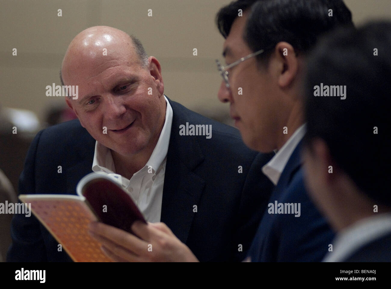 Wei Deng of the Chinese company 'Bright Oceans' wtih Steve Ballmer ...