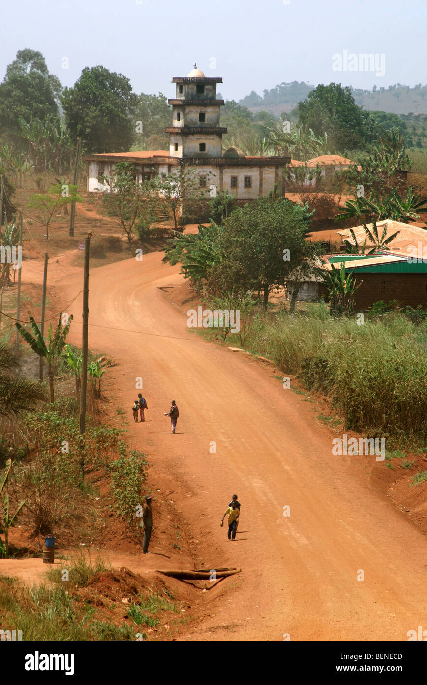 Indigenous people walking along the Bamenda Ring Road, western Cameroon, Central Africa Stock Photo