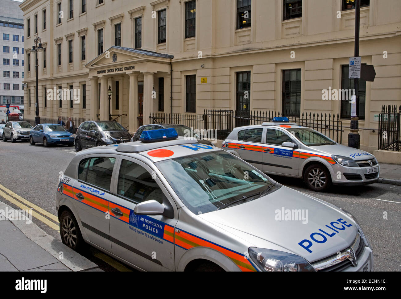 Police Cars outside Charing Cross Police Station, London, England Stock Photo