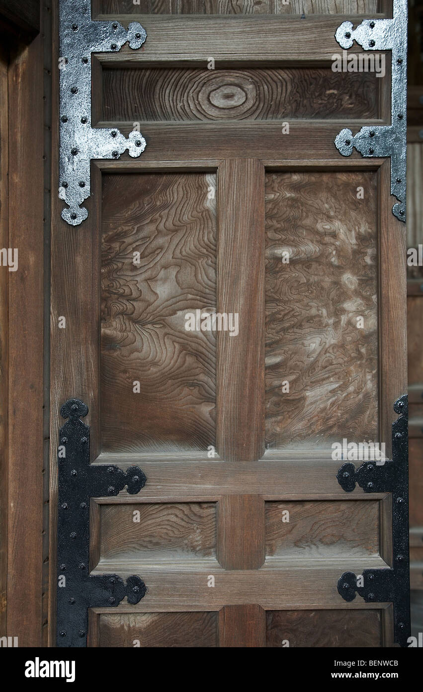 Japan Eikando Or Zenrinji Temple Kyoto Detail Of Woodwork And