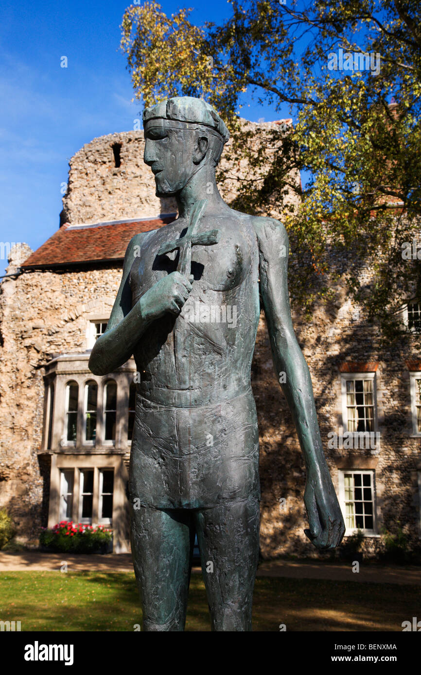 Statue of St Edmund Bury St Edmunds Suffolk England Stock Photo Alamy