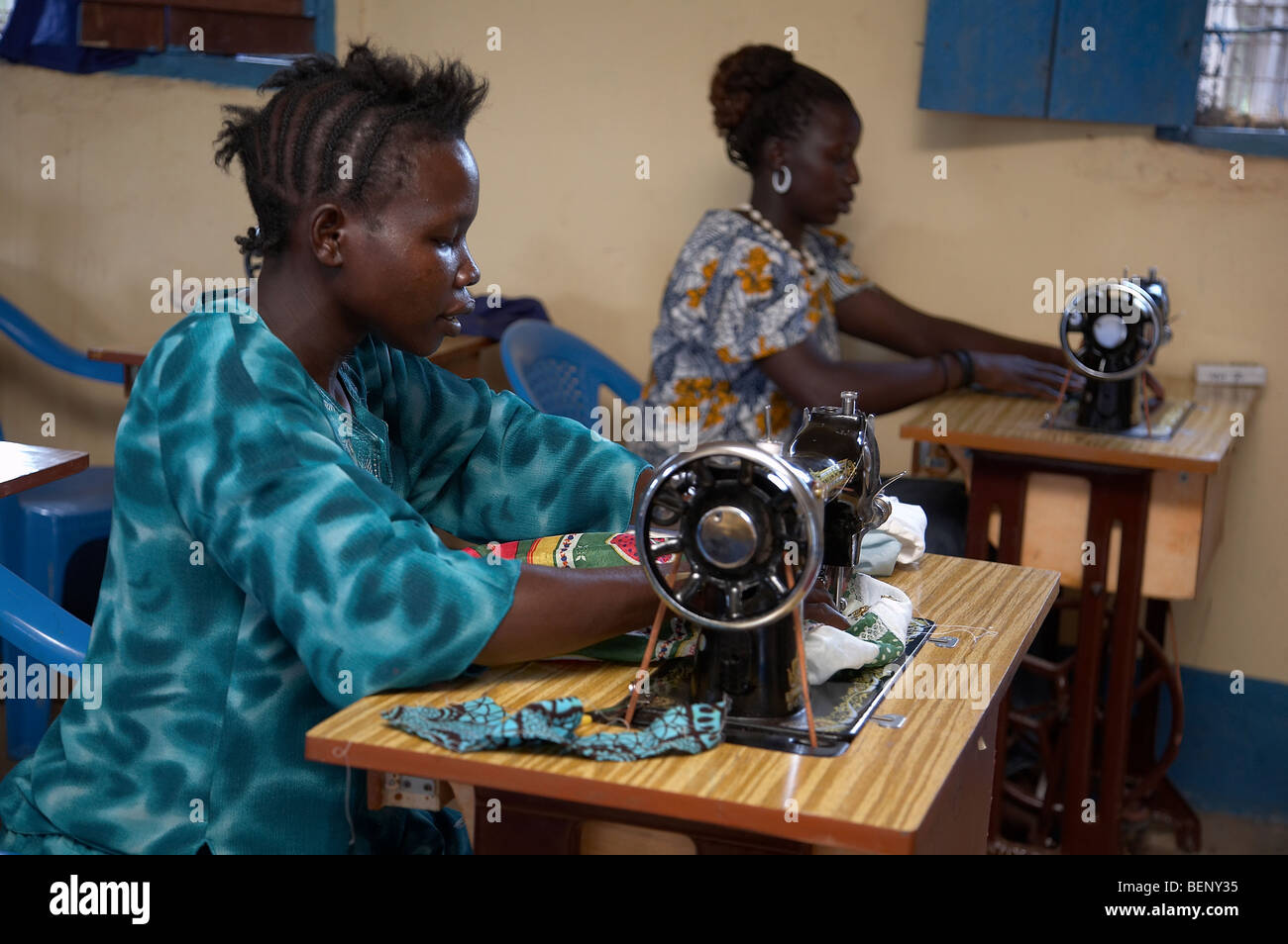 Sewing women africa hires stock photography and images Alamy