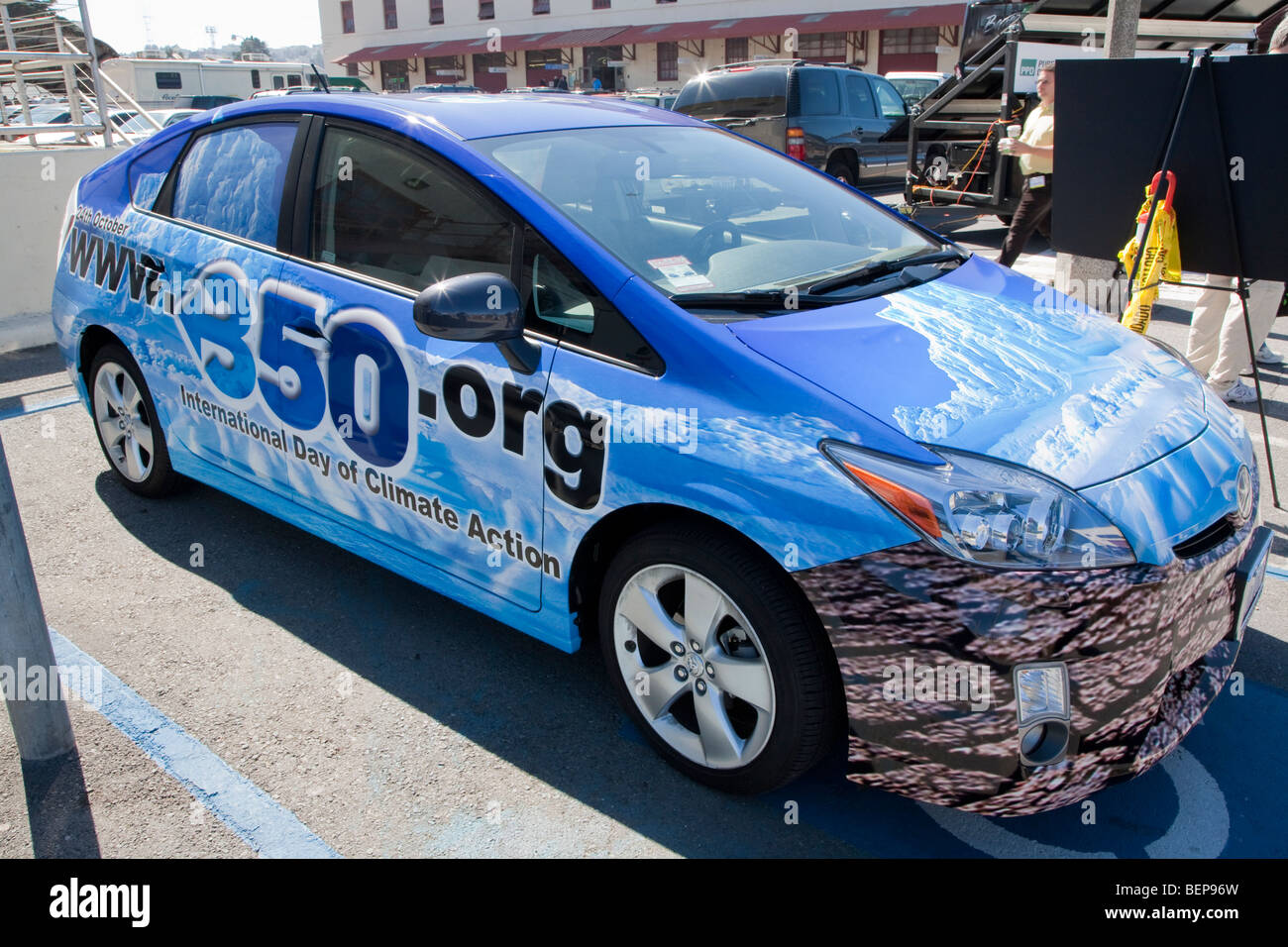 350.org International Day of Climate Action advertising on a Toyota Prius hybrid. San Francisco, California, United States (USA) Stock Photo