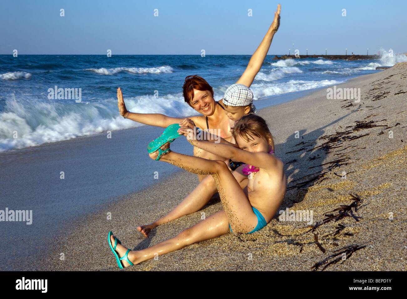 мама и дочка на голом пляже фото 55