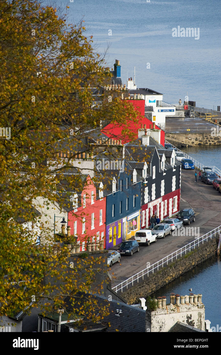 Colourful terraced houses tobermory isle hires stock photography and