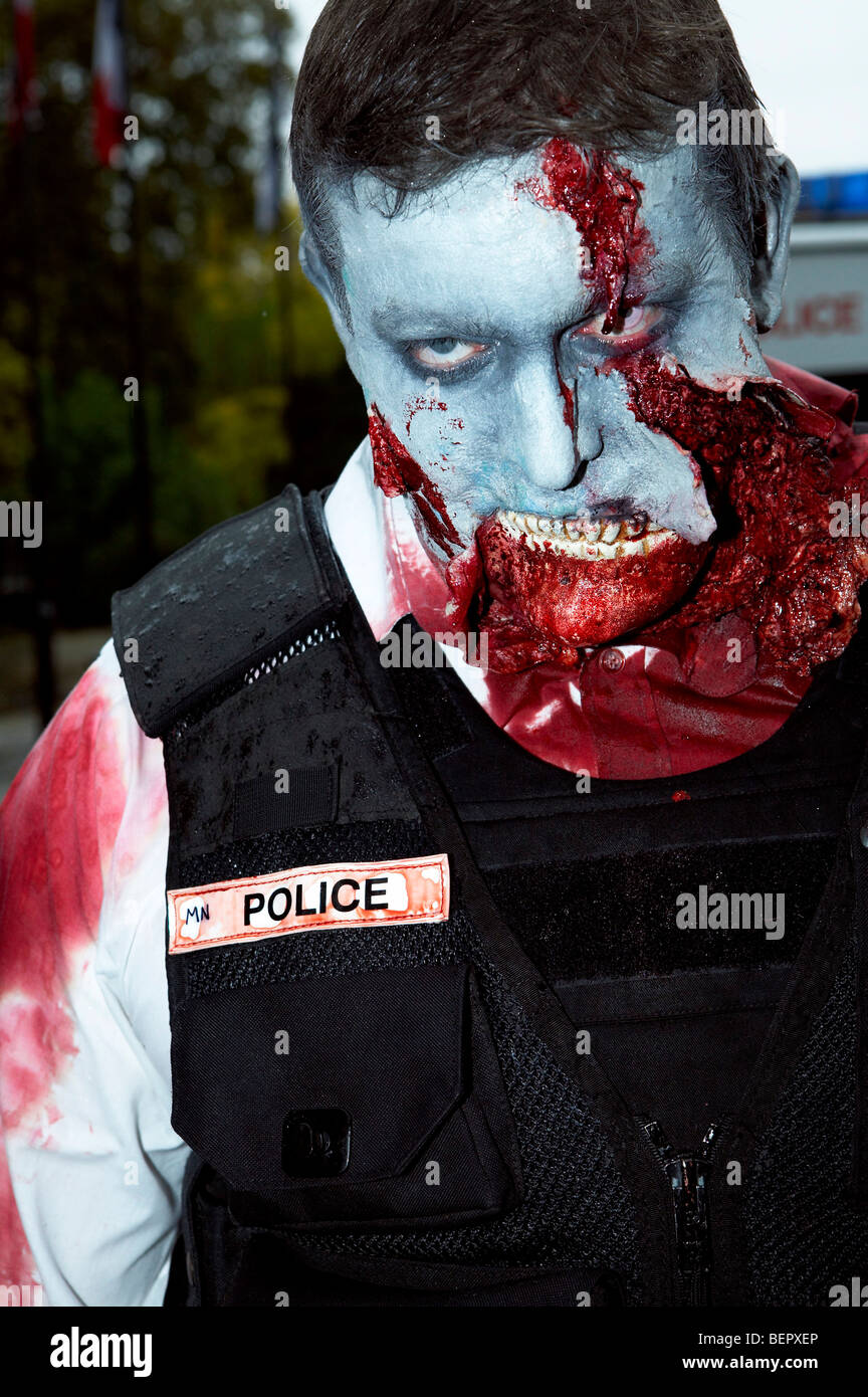 Zombie apocalypse street hi-res stock photography and images - Page 3 -  Alamy