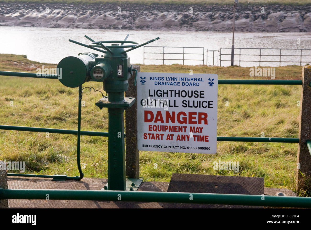 Lighthouse Outfall Sluice, Sutton Bridge, Lincolnshire, England Stock