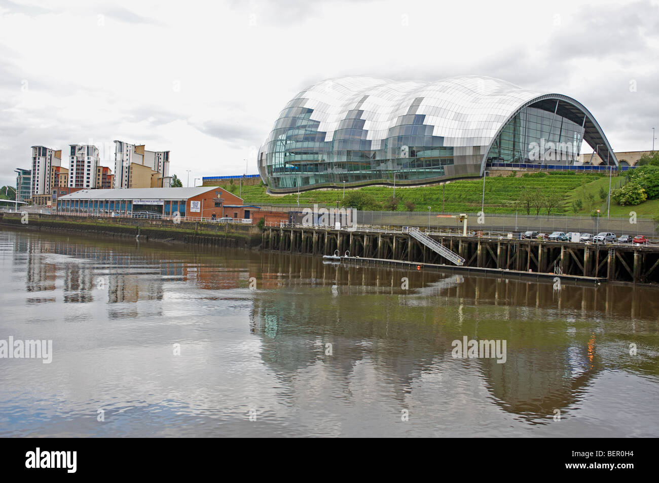 Sage building beside the river Tyne, Gateshead, Newcastle upon Tyne, UK. Stock Photo