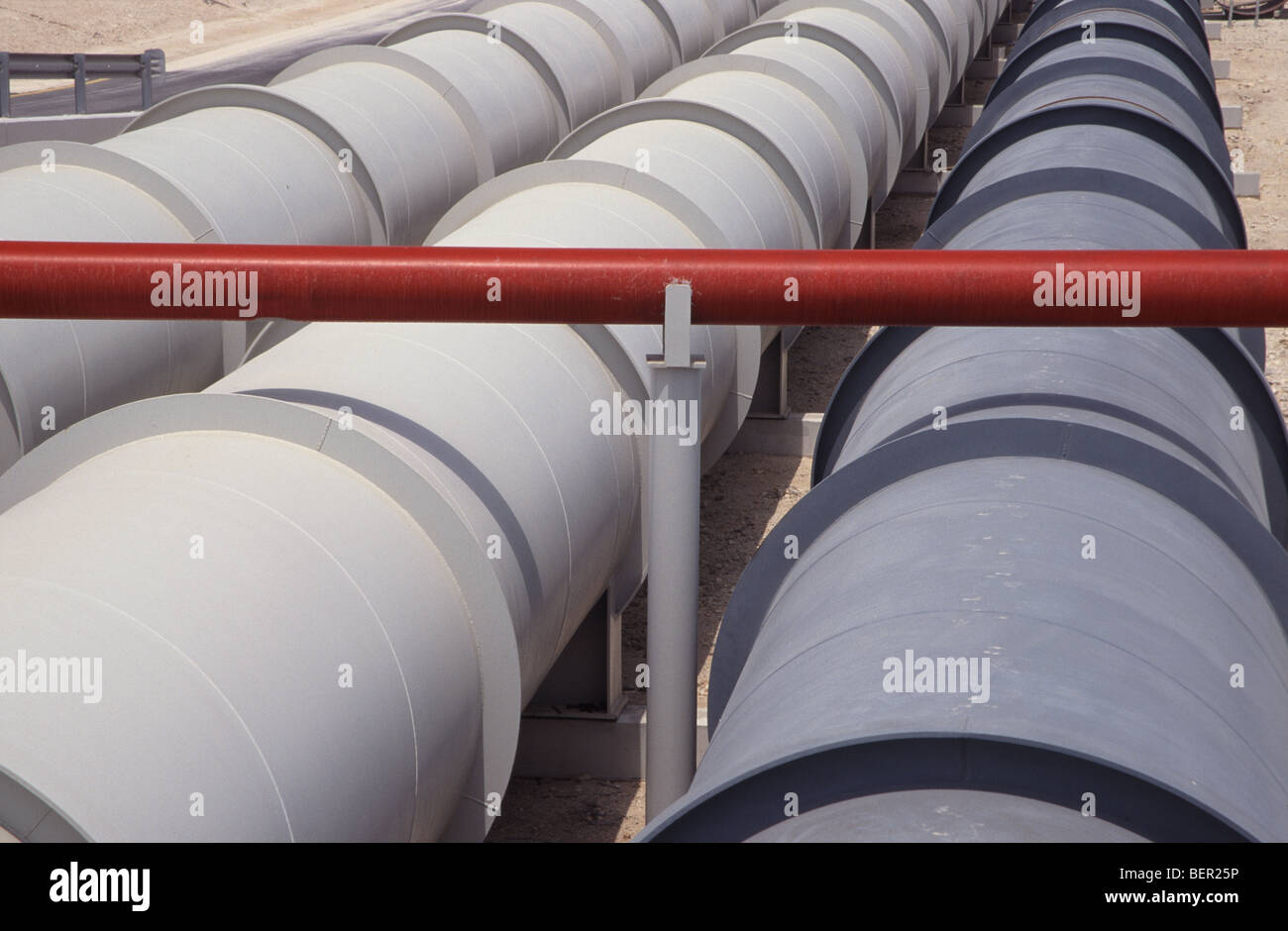 Ras Lafan Qatar Gas Bahrain oil and gas pipes Stock Photo Alamy