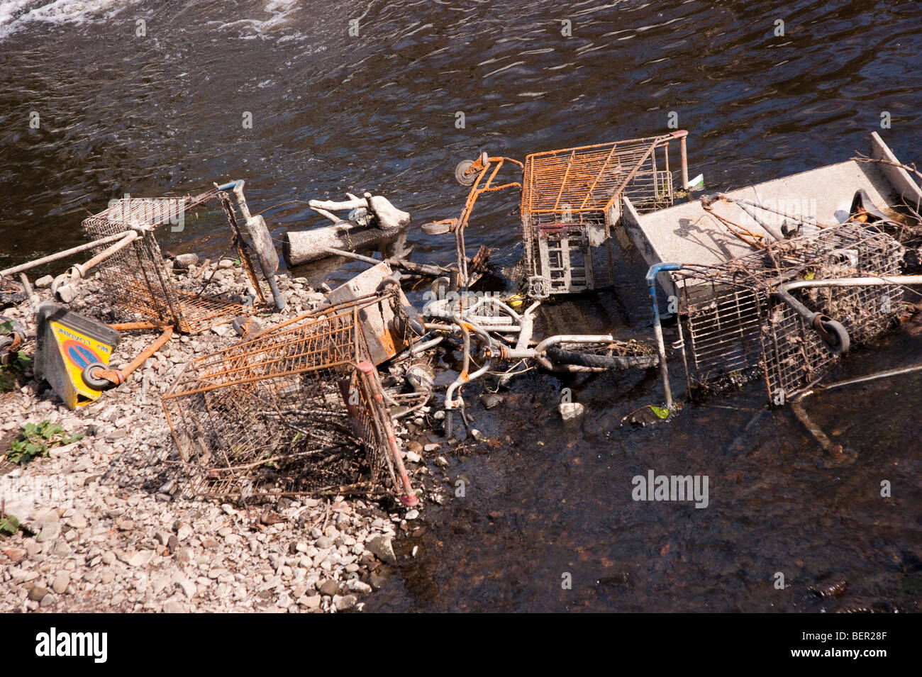 Garbage pollution waste edinburgh hires stock photography and images