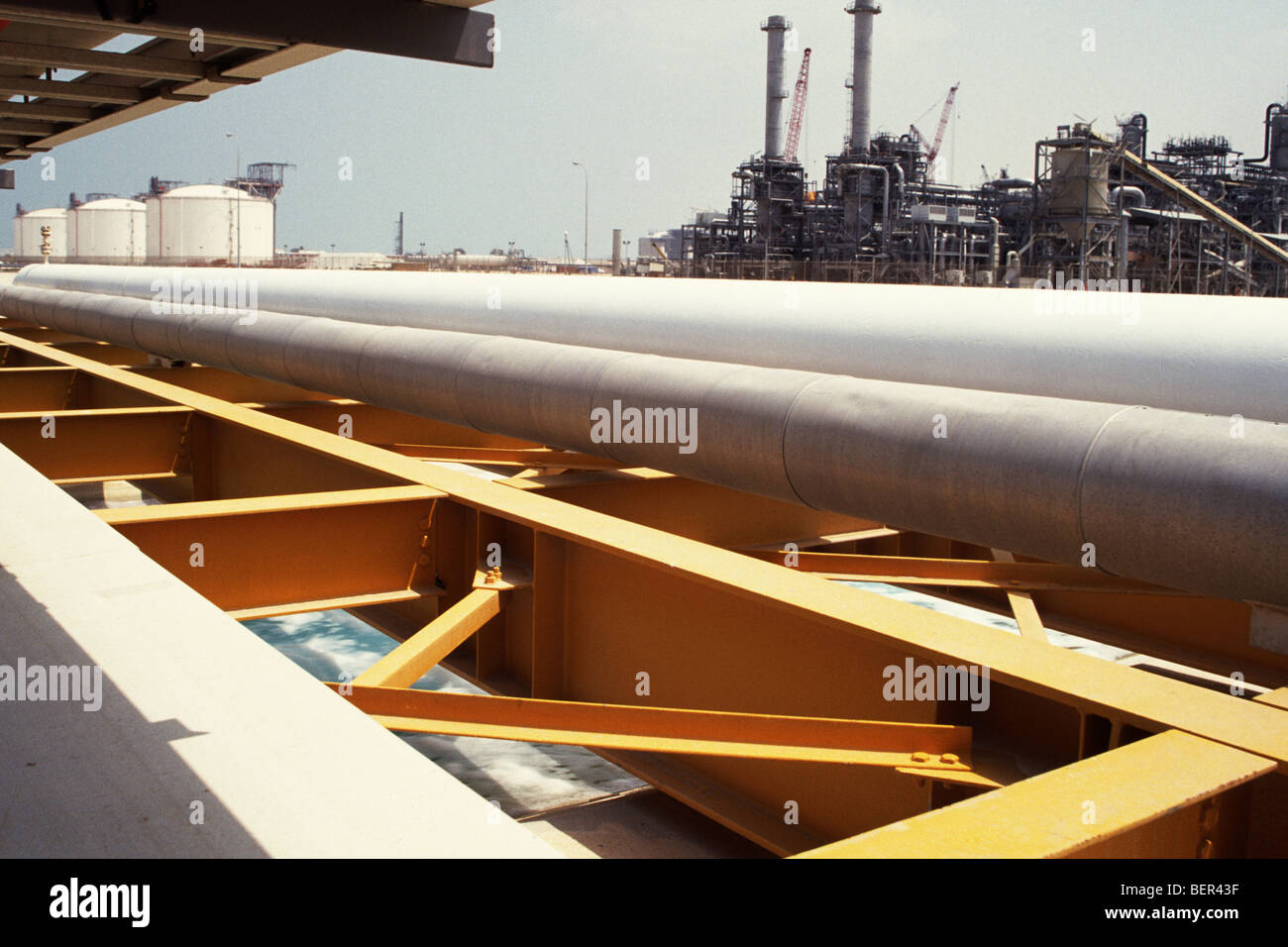 Ras Lafan Qatar Gas Bahrain oil and gas pipes Stock Photo Alamy
