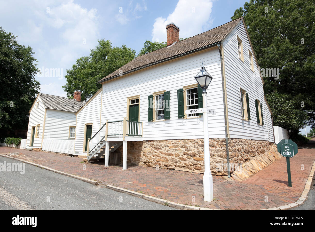 White wooden house on a corner, Winston-Salem historic district, Old Salem, North Carolina, NC, USA Stock Photo