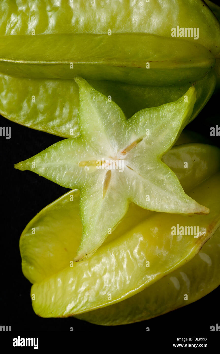 Star fruit, Carambola, Averrhoa carambola, showing cut flesh interior Stock Photo