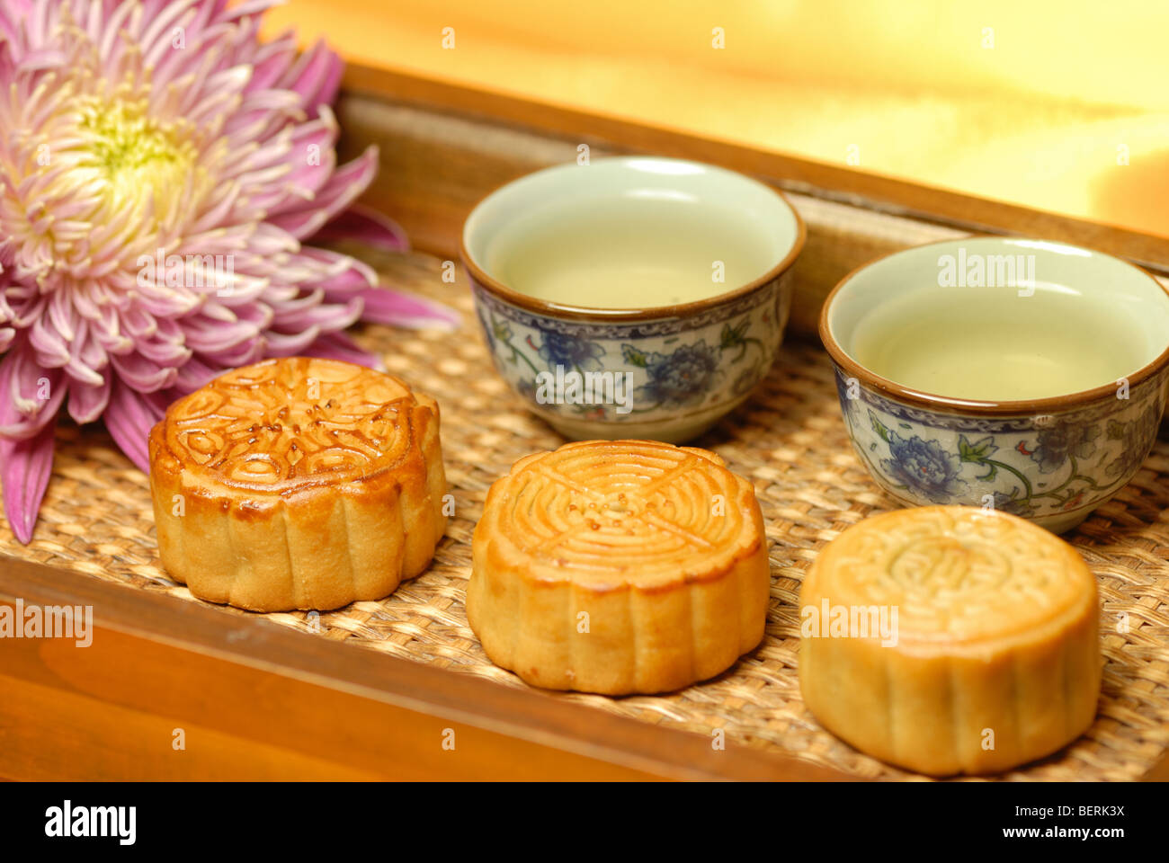 Chinese famous foodMoon cake Stock Photo Alamy