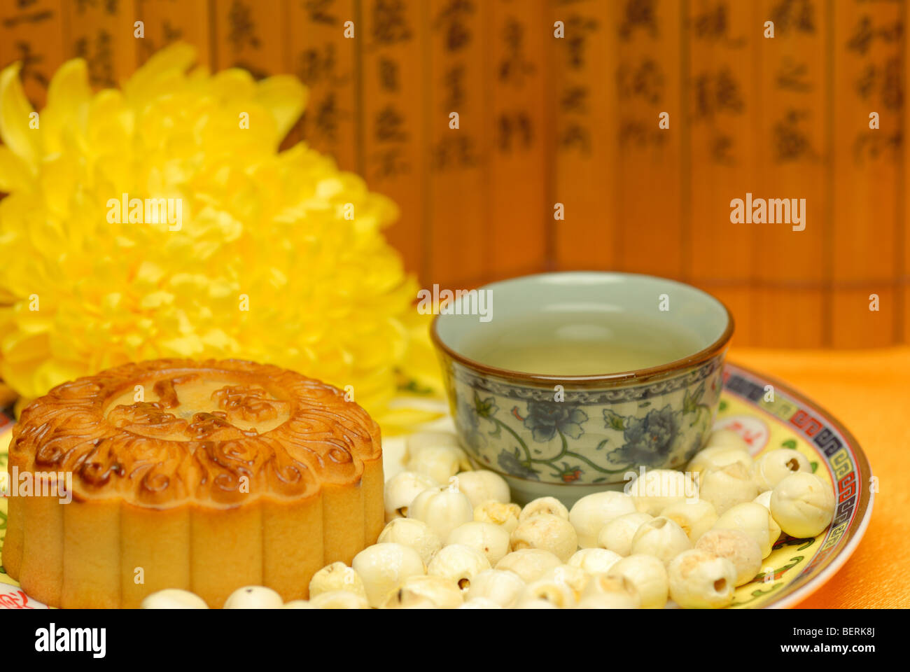 Chinese famous foodMoon cake Stock Photo Alamy