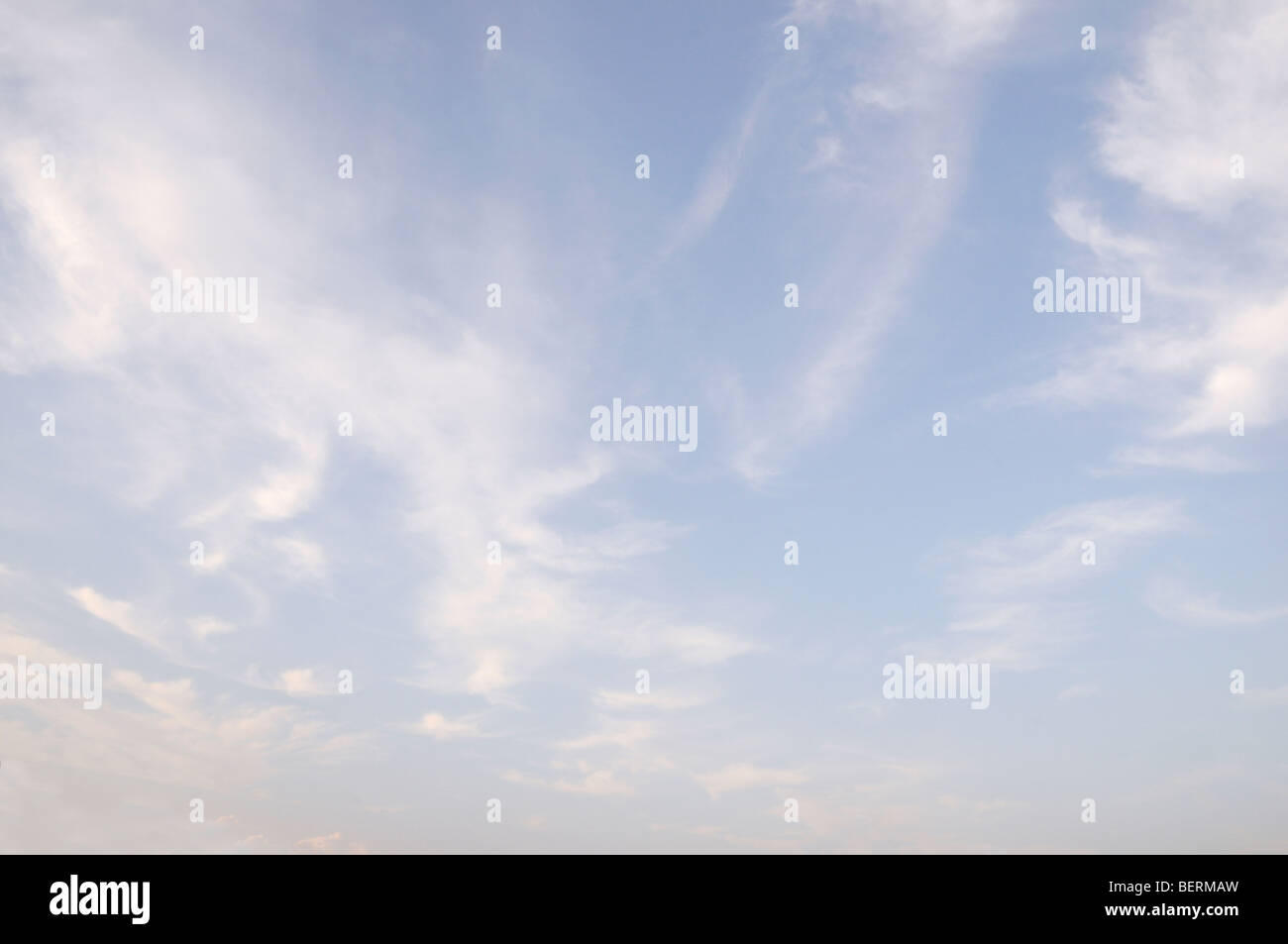 Sky cloud hi-res stock photography and images - Alamy
