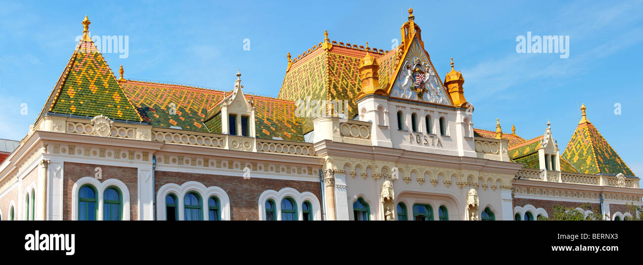 Zsolnay ornamentation on the Post ( Posta ) Building, Pecs ( P cs ) - European Cultural City of The Year 2010 , Hungary Stock Photo