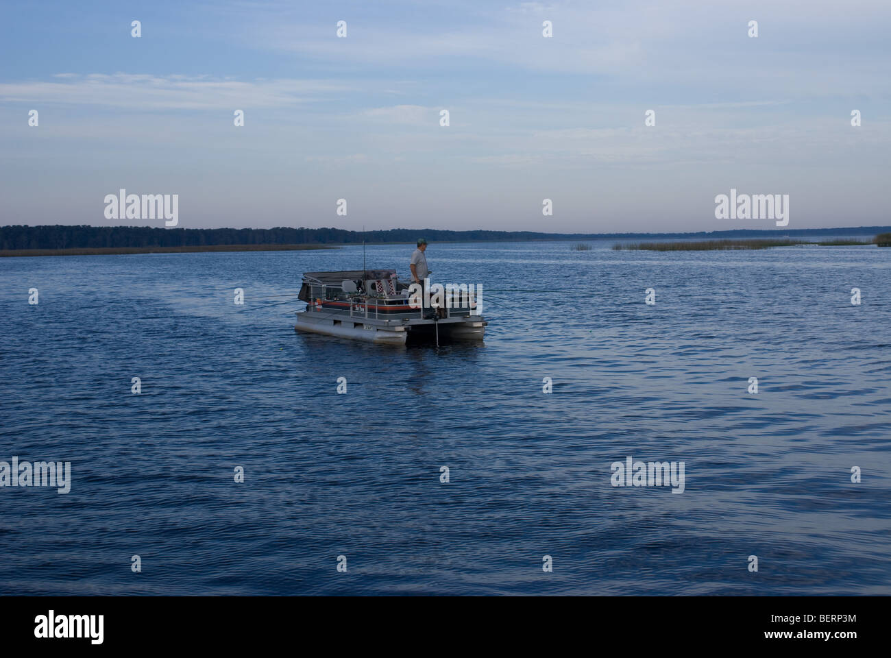 Fishing on Lake Hatchineha Stock Photo Alamy