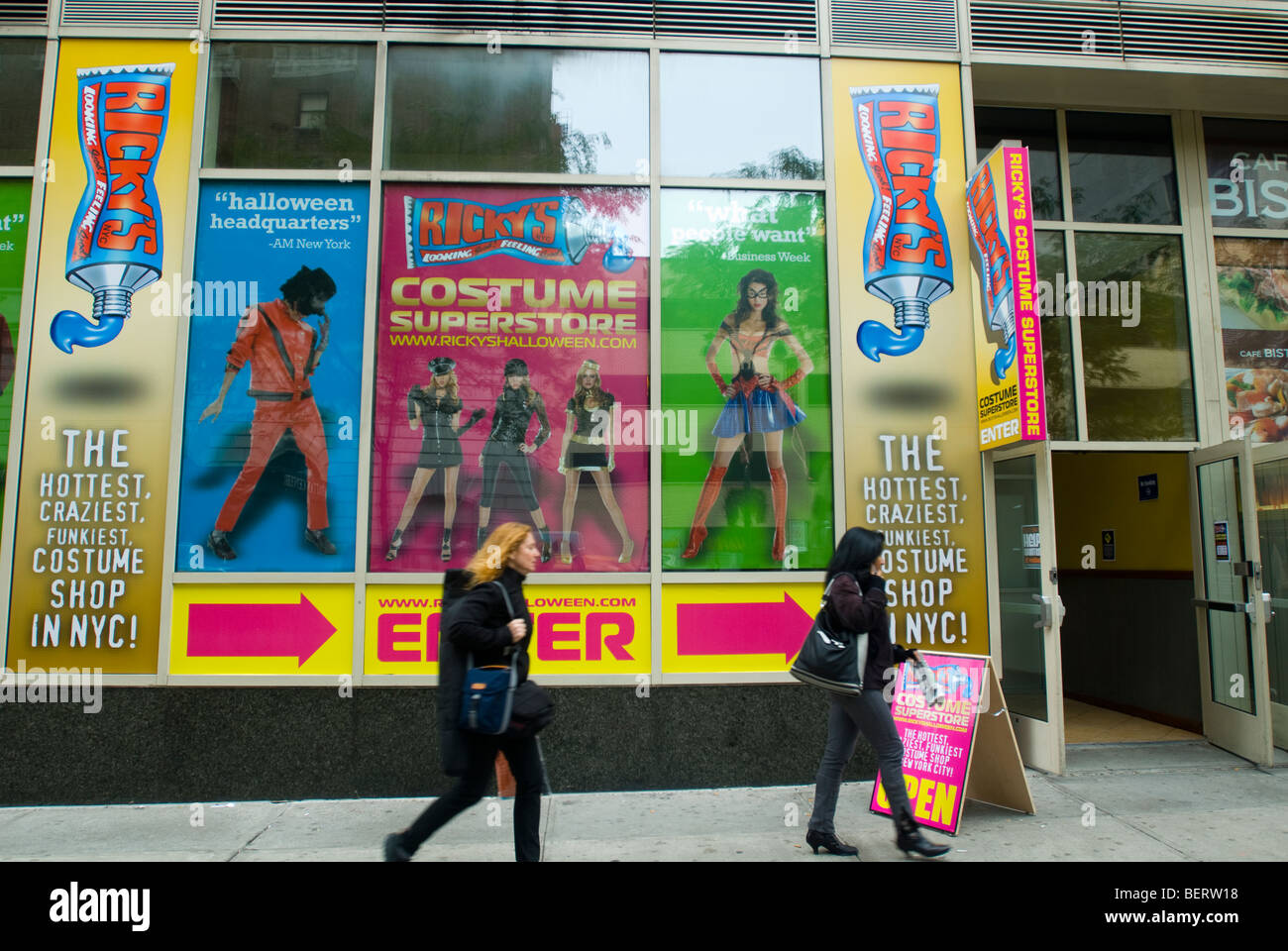 Rickys rickys hires stock photography and images Alamy